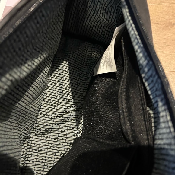 Ladies Hedgren Black Urban Bag NWT - Picture 5 of 14